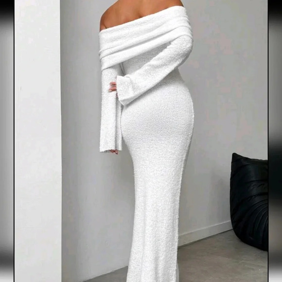 1pc Women's Off-Shoulder Textured White Flared Sleeve Fitted Bodycon SweateDress - Picture 2 of 5